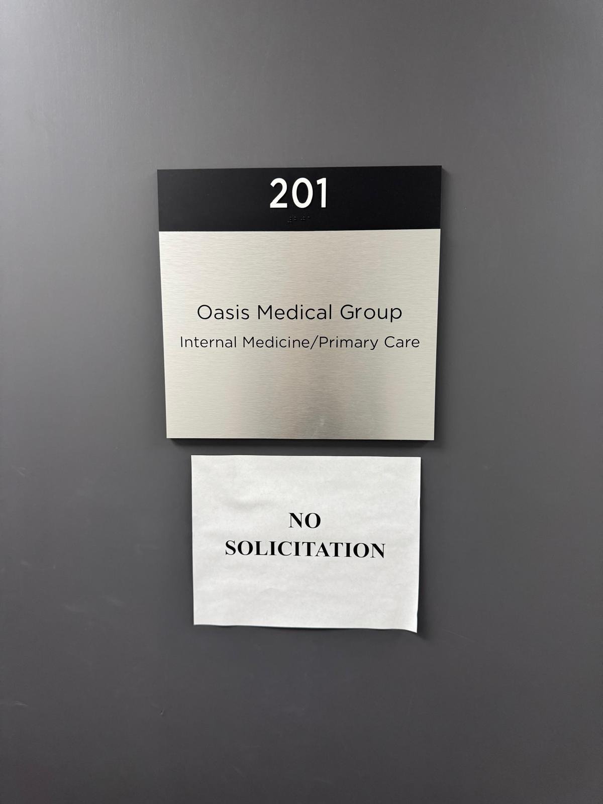 Oasis Medical Group clinic — Vista, CA (photo 11)