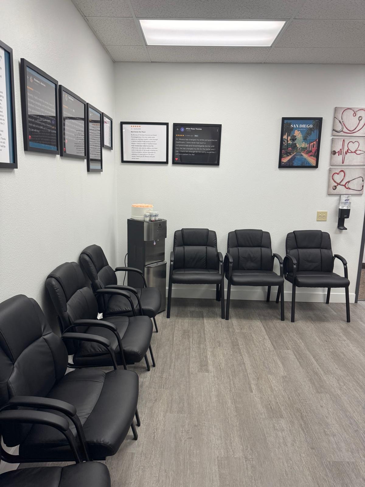 Oasis Medical Group clinic — Vista, CA (photo 14)