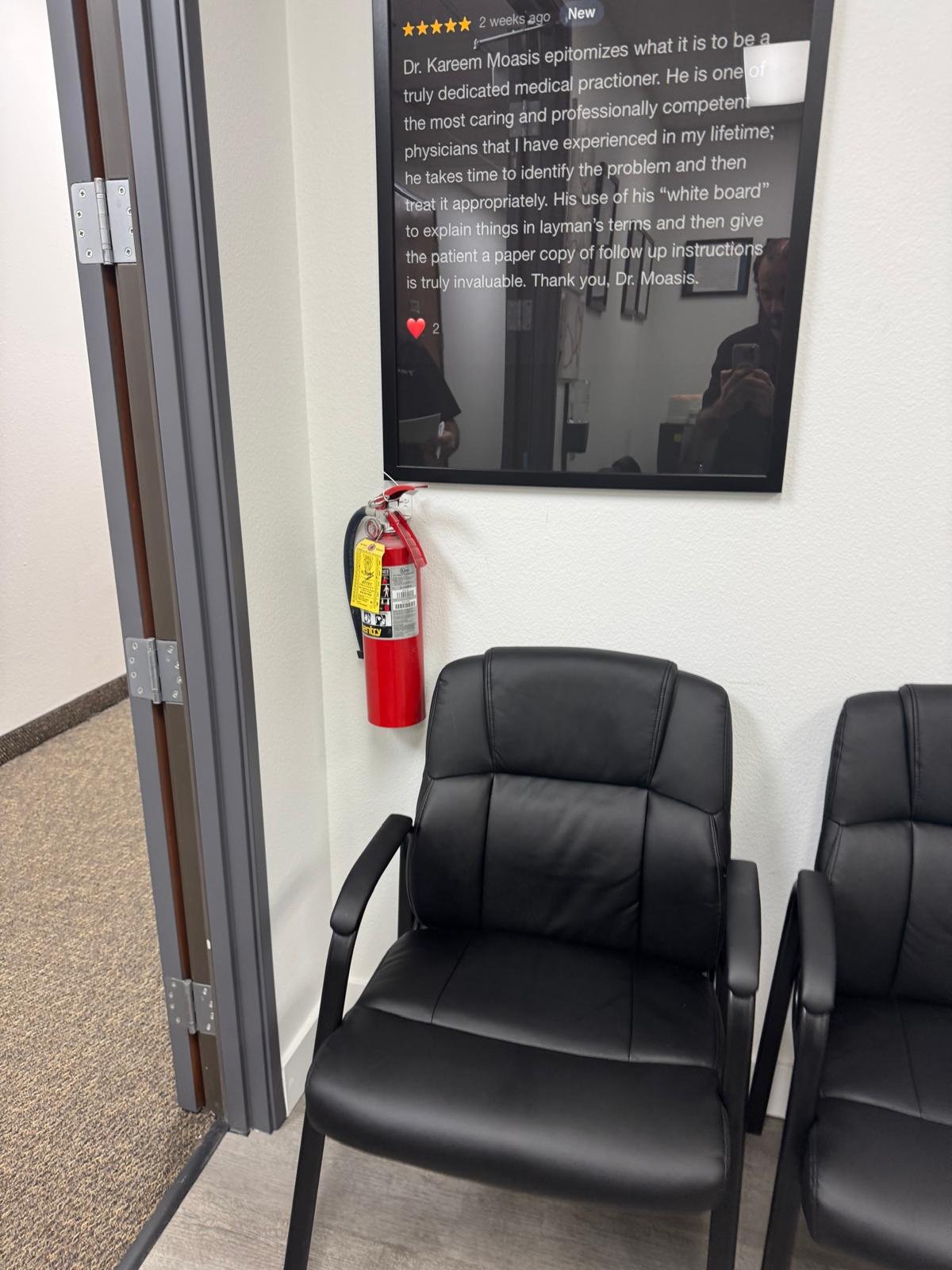 Oasis Medical Group clinic — Vista, CA (photo 15)