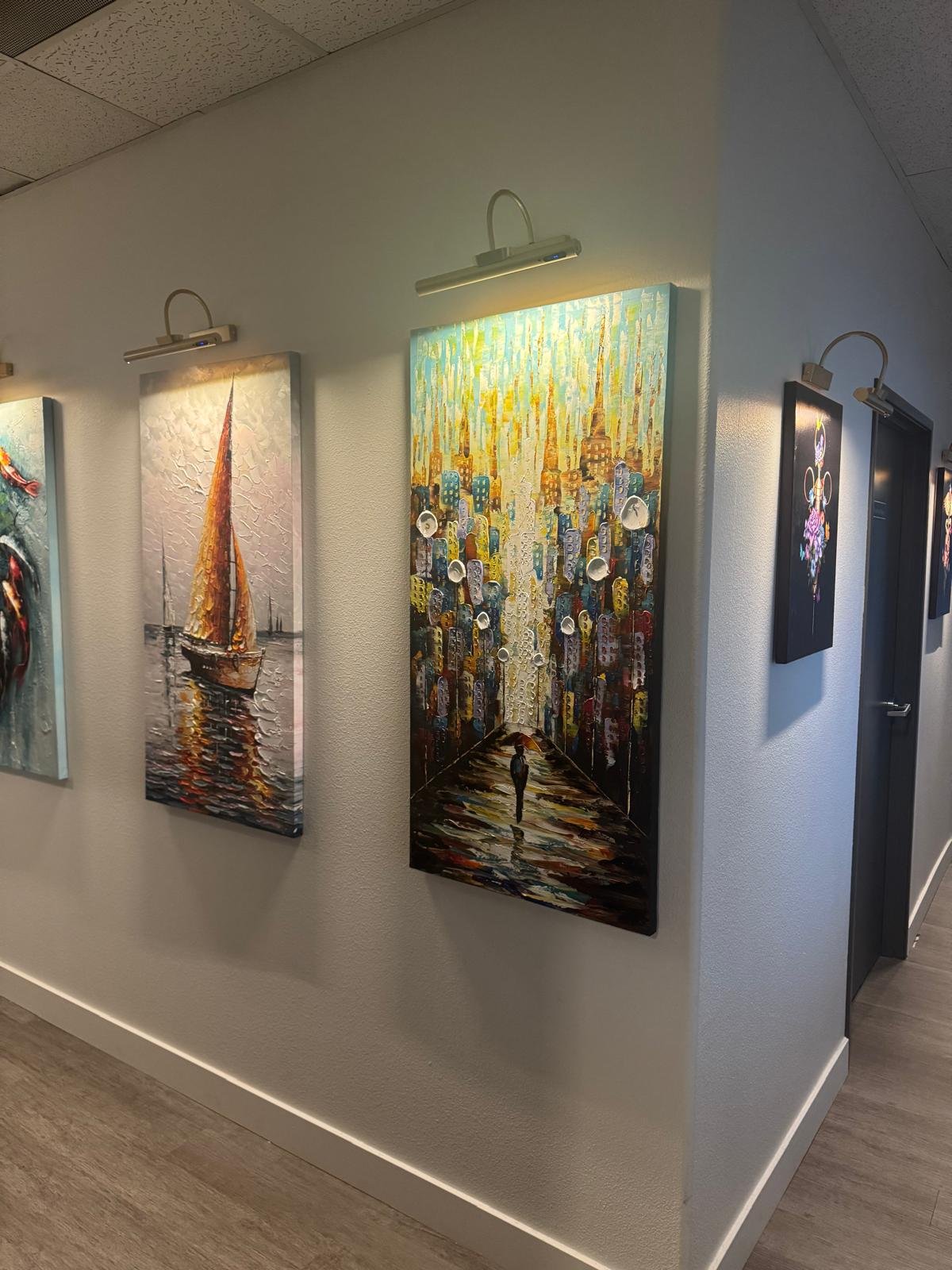 Oasis Medical Group clinic — Vista, CA (photo 29)