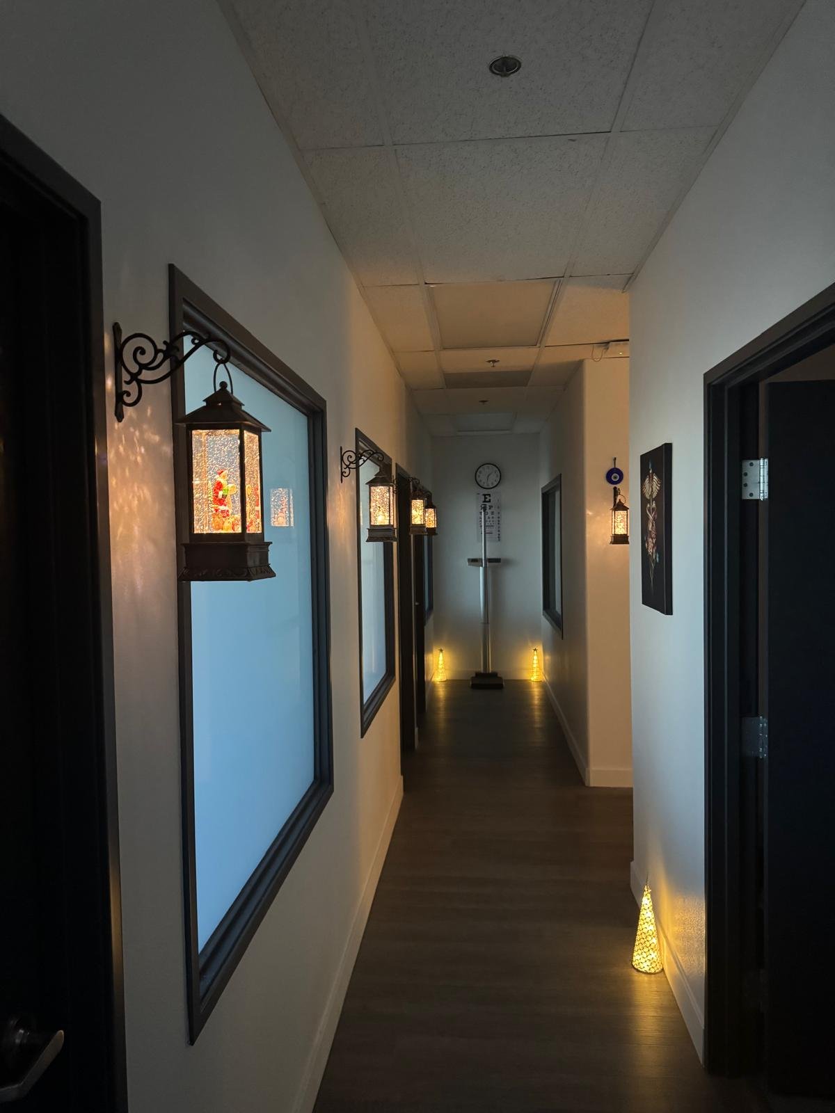 Oasis Medical Group clinic — Vista, CA (photo 32)